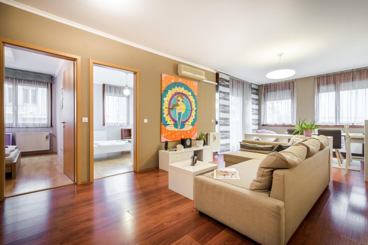 Apartment Downtown Karpat 9 Budapest Exterior foto